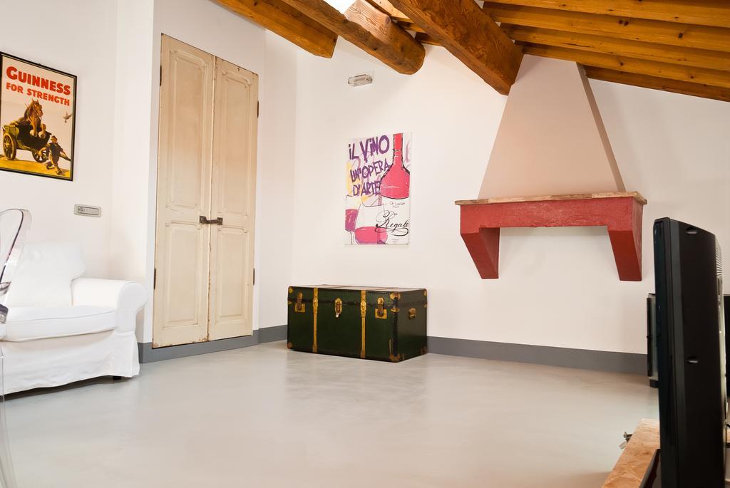 Callegherie 21 Boutique B&B Imola Habitación foto